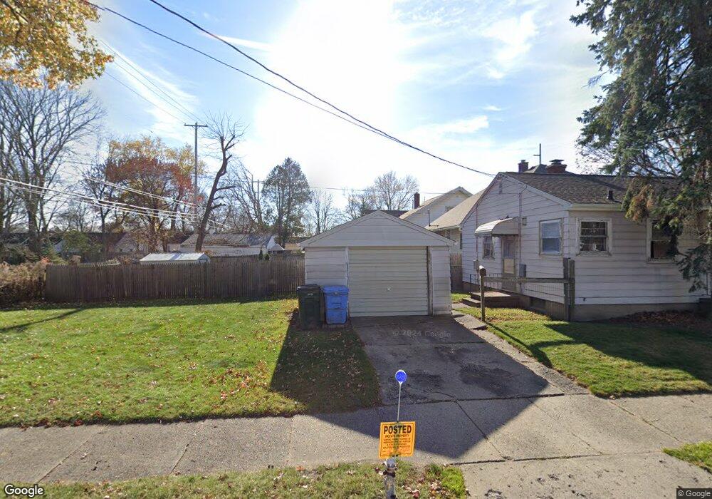 1002 Pacific Ave, Lansing, MI 48910 - photo 1