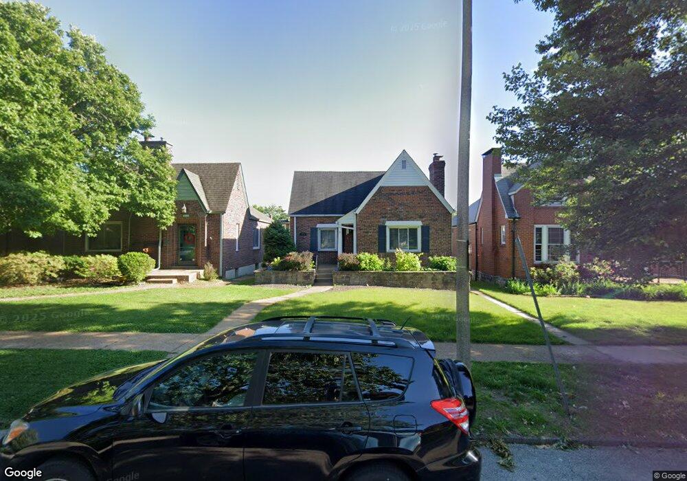 5234 Winona Ave, Saint Louis, MO 63109 - photo 1