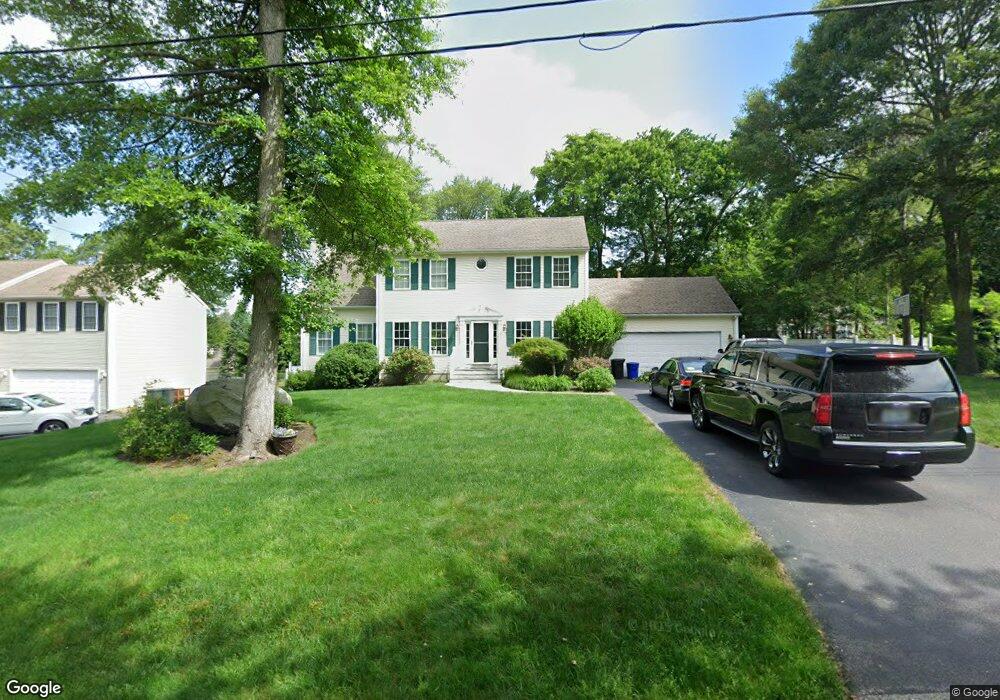 33 Crest Ave, Narragansett, RI 02882 - photo 1