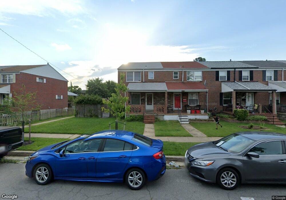 1000 Foxridge Ln, Essex, MD 21221 - photo 1