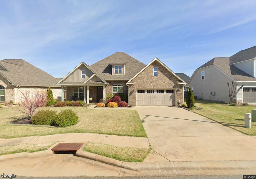 302 Perth Ct, Warner Robins, GA 31088 - photo 1