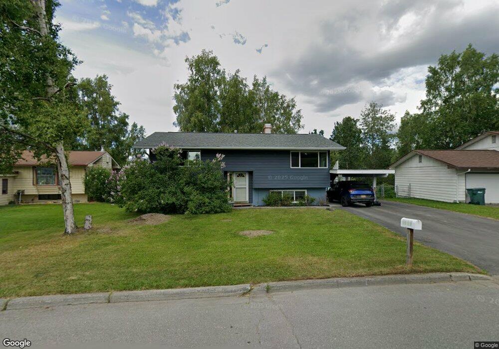 1717 Wickersham Dr, Anchorage, AK 99507 - photo 1