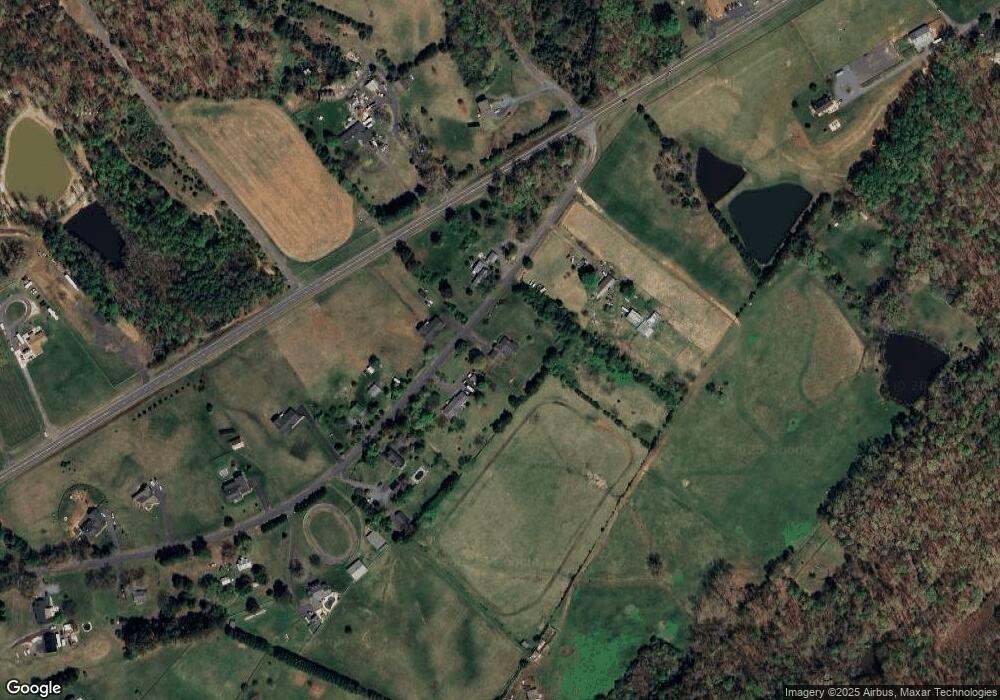 28054 Strawberry Hill Rd, Rhoadesville, VA 22542 - photo 1