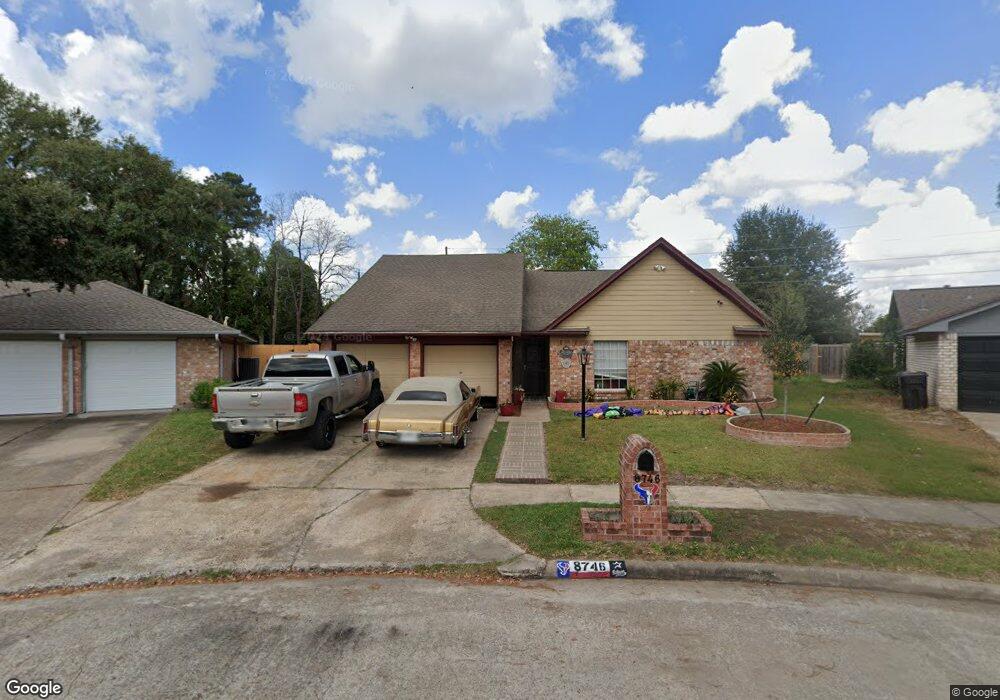 8746 Wildforest Dr, Houston, TX 77088 - photo 1
