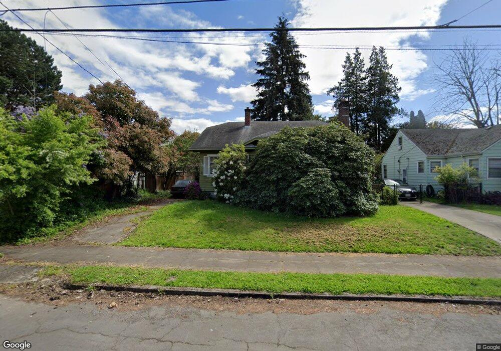 130 NE Stafford St, Portland, OR 97211 - photo 1