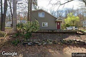 5 Flanders Rd, Hewitt, NJ 07421