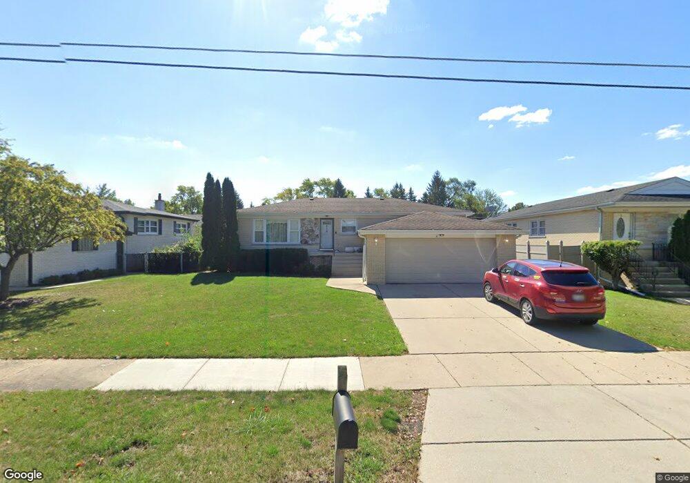 579 E Forest Ave, Des Plaines, IL 60018 - photo 1