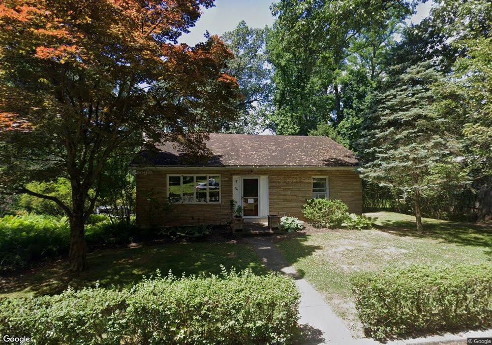 465 Stoneridge Rd, Emmaus, PA 18049 - photo 1