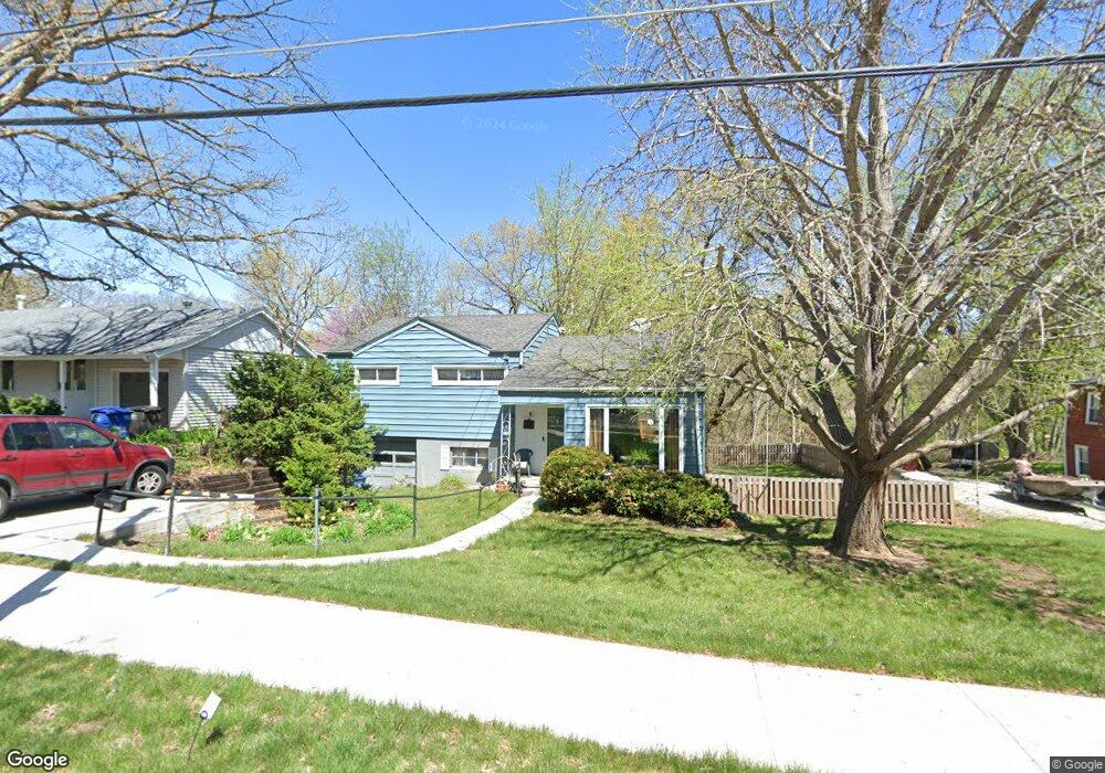 3323 Sheridan Ave, Des Moines, IA 50310 - photo 1