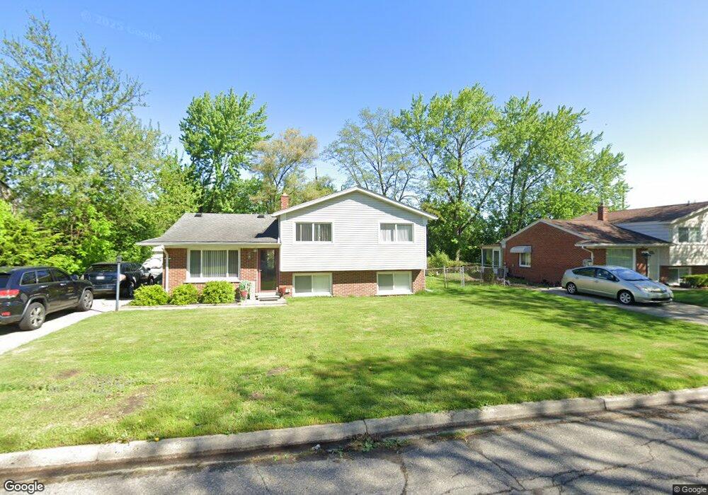 237 Alice Ave, Bloomfield Hills, MI 48302 - photo 1