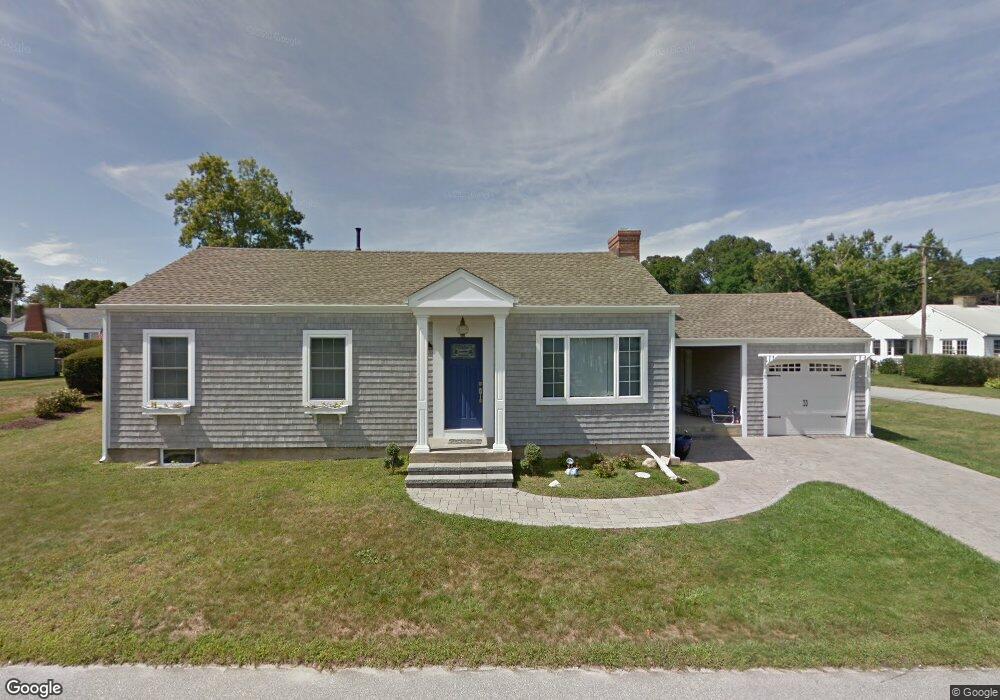 9 E Shore Dr, Niantic, CT 06357 - photo 1
