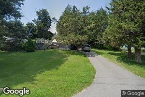 38 Summit Rd, Portsmouth, RI 02871