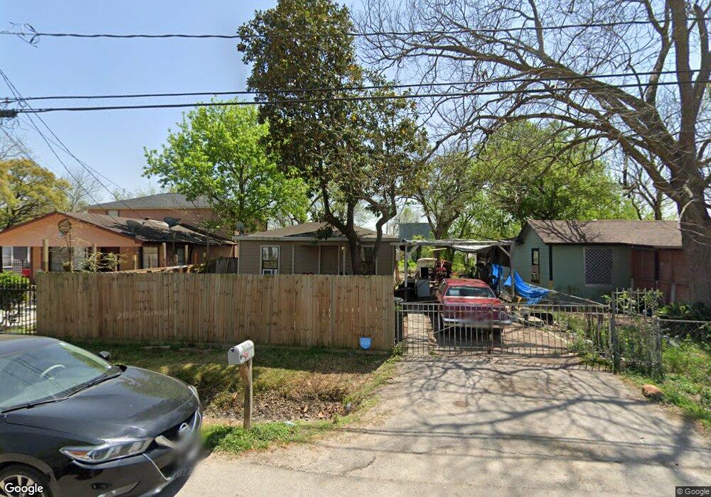 2730 Mierianne St, Houston, TX 77093 - photo 1