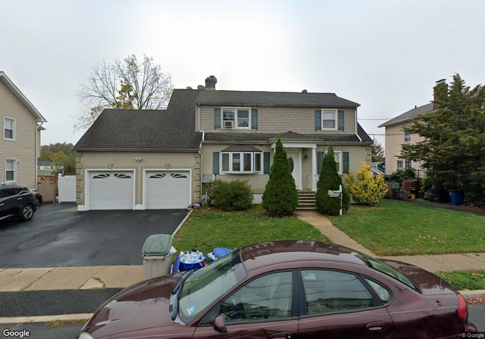 2520 Doris Ave, Union, NJ 07083 - photo 1