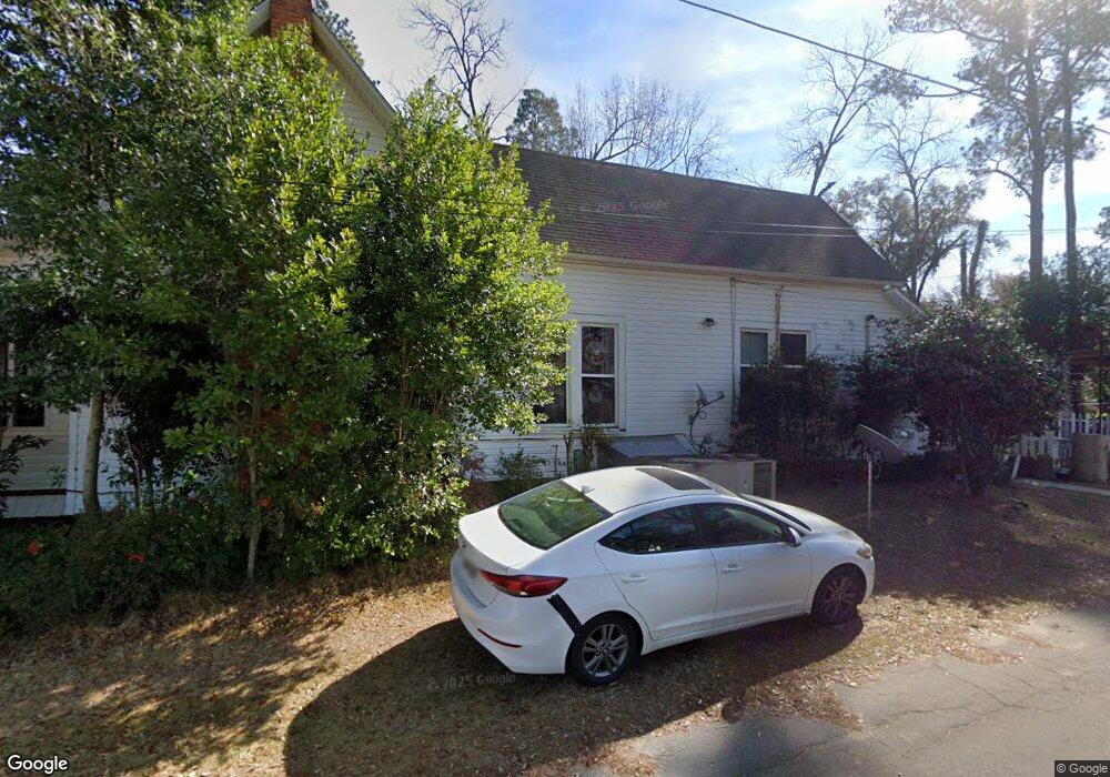 571 E Pine St, Colquitt, GA 39837 - photo 1