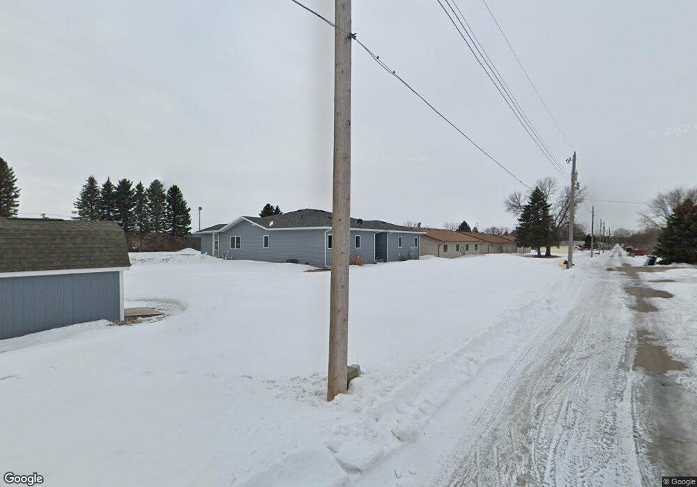 916 16th St SW, Jamestown, ND 58401 - photo 1