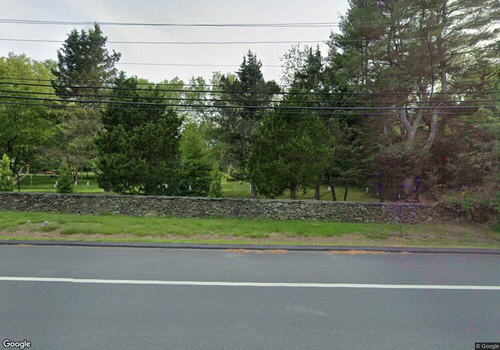 1487 Boston Neck Rd, Saunderstown, RI 02874 - photo 1