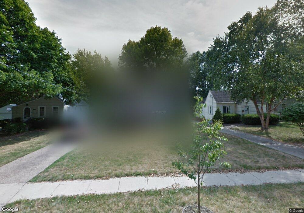 4230 Northwest Dr, Des Moines, IA 50310 - photo 1