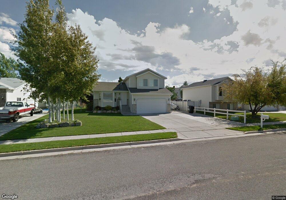 1662 N 2140 W, Clearfield, UT 84015 - photo 1