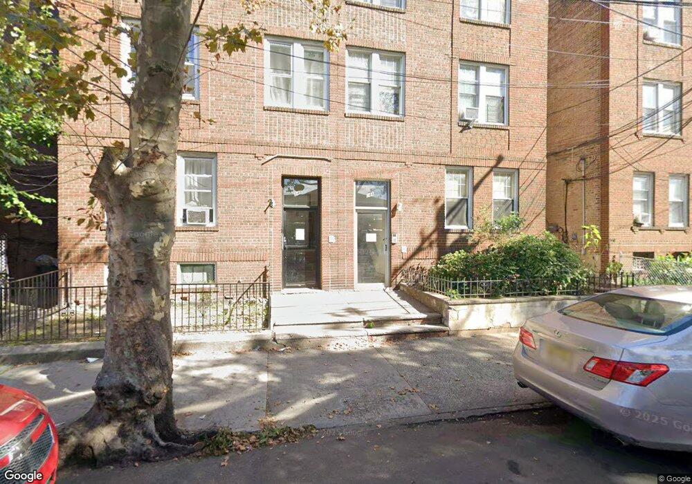 244 Clendenny Ave unit 5, Jersey City, NJ 07304 - photo 1