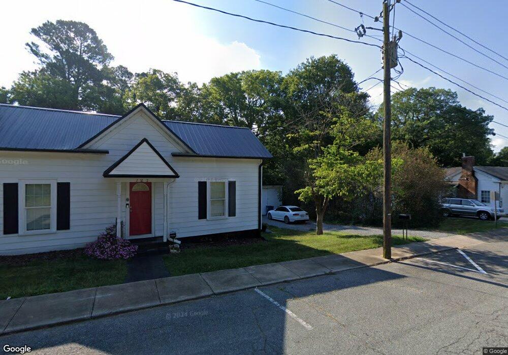 369 Coleridge Rd, Ramseur, NC 27316 - photo 1