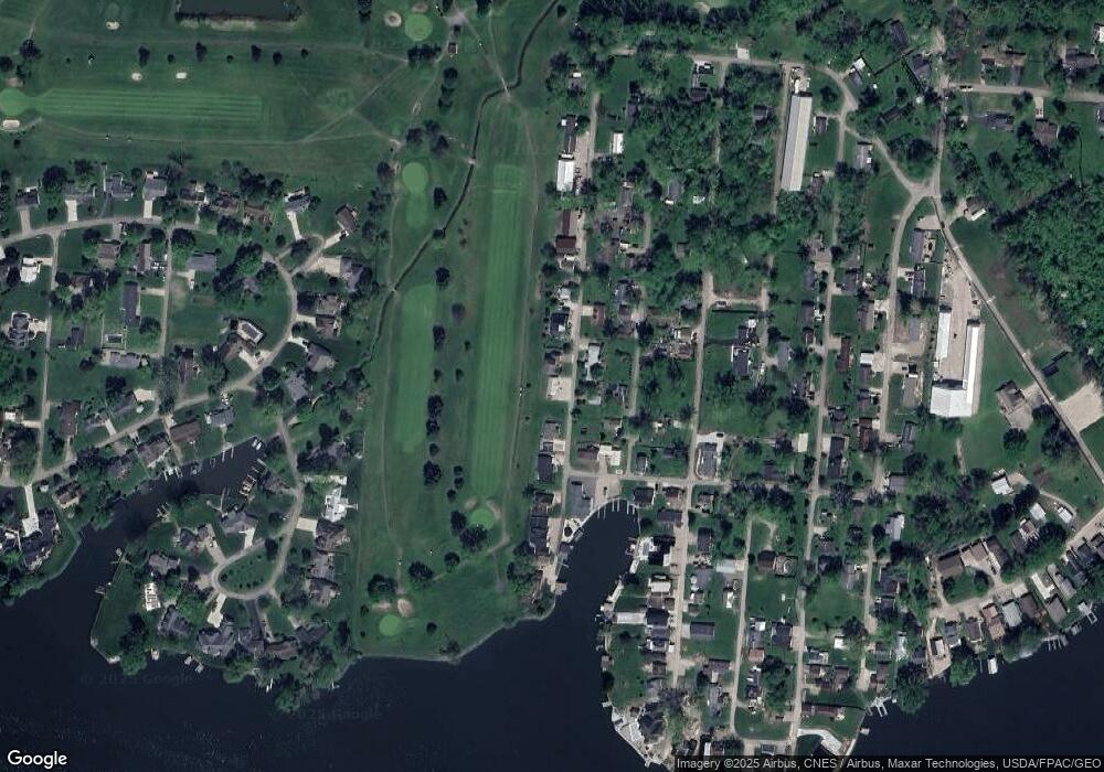 530 Coshocton Ave, Thornville, OH 43076 - photo 1