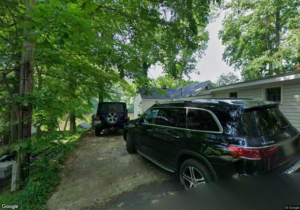 8187 N Point Rd, Manassas, VA 20112 - photo 1