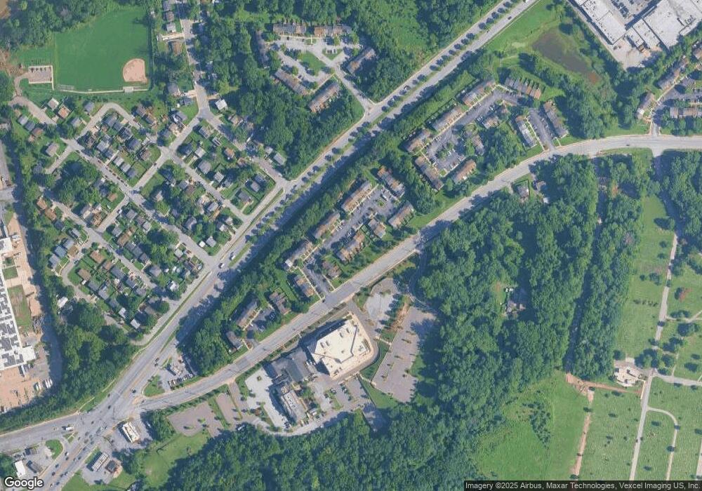 1633 Willowwood Ct, Hyattsville, MD 20785 - photo 1