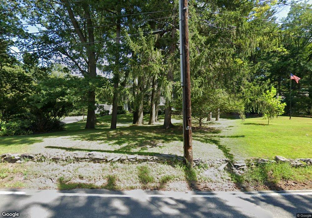 950 St Davids Ln, Schenectady, NY 12309 - photo 1