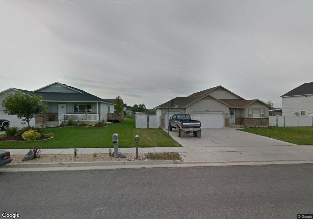 2327 N 2500 W, Clinton, UT 84015 - photo 1