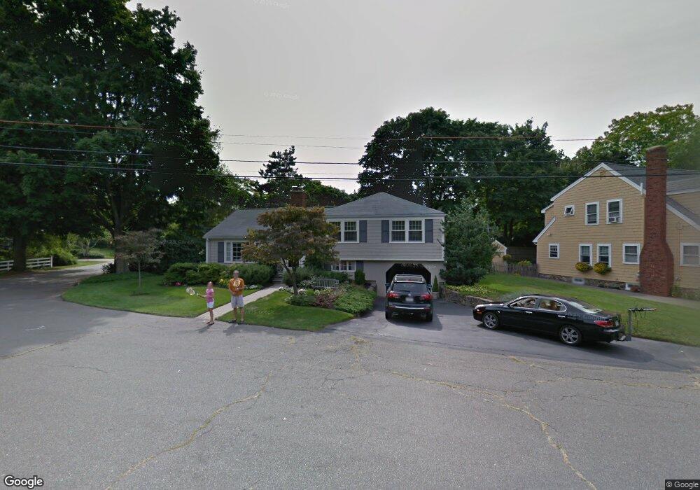 4 Cliffside Rd, Marblehead, MA 01945 - photo 1