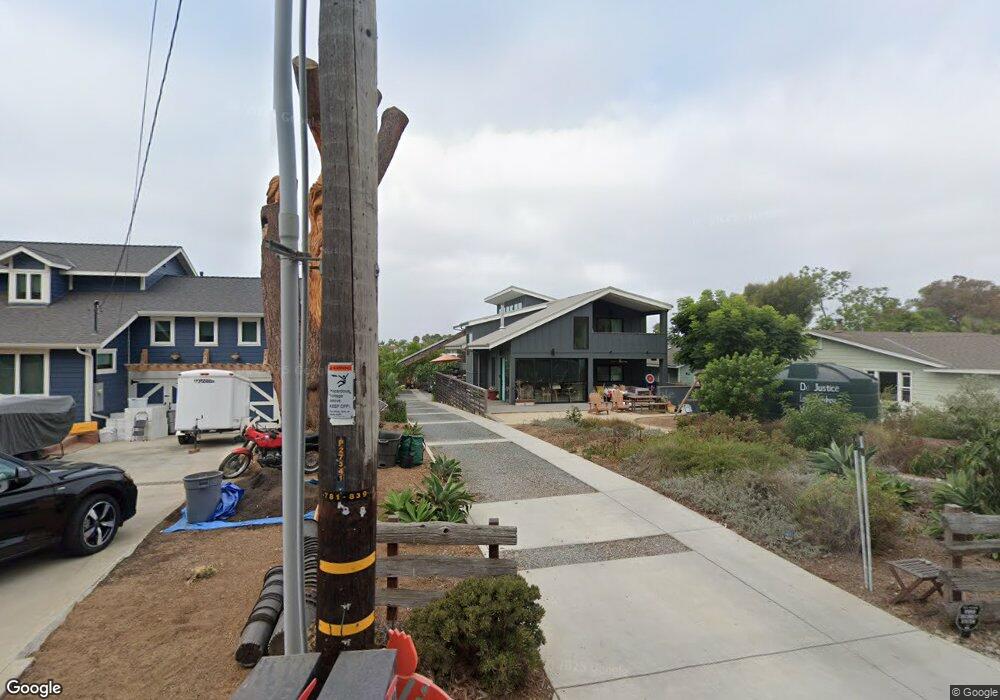 2605 Crest Dr, Carlsbad, CA 92008 - photo 1