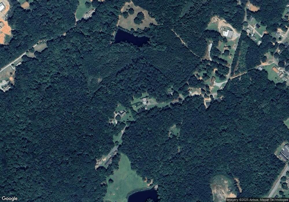 880 Mercer Dr, Elberton, GA 30635 - photo 1