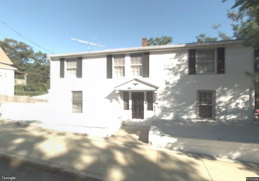 676 Bernon St, Woonsocket, RI 02895 - photo 1