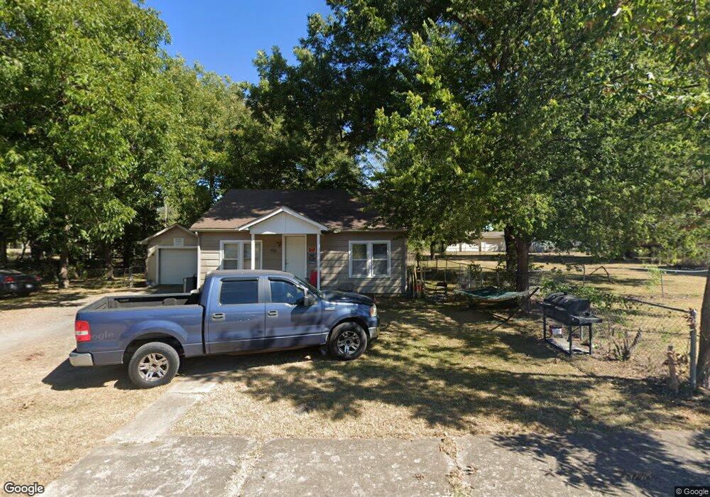 113 N Orphan St, Pryor, OK 74361 - photo 1