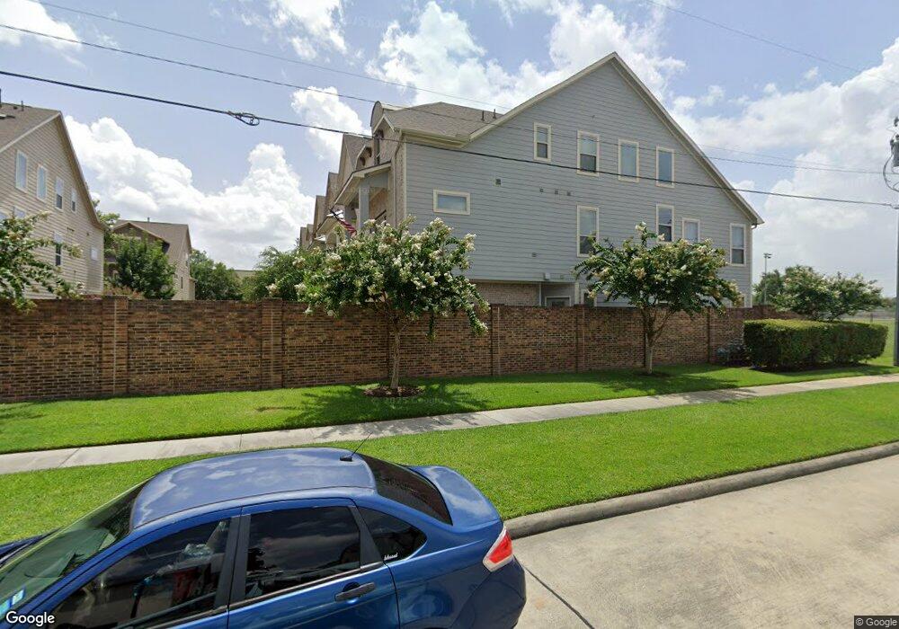 8413 Water Oak Pass Dr, Houston, TX 77055 - photo 1