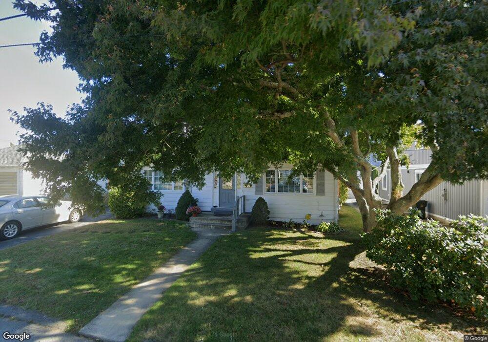 15 Neptune Ct, New London, CT 06320 - photo 1