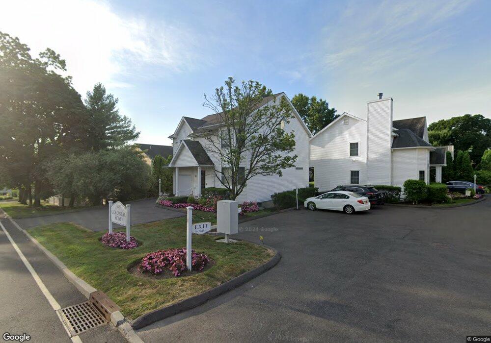 168 Colonial Rd unit 2, Stamford, CT 06906 - photo 1