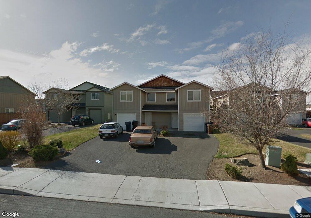 3004 SW Juniper Ave, Redmond, OR 97756 - photo 1