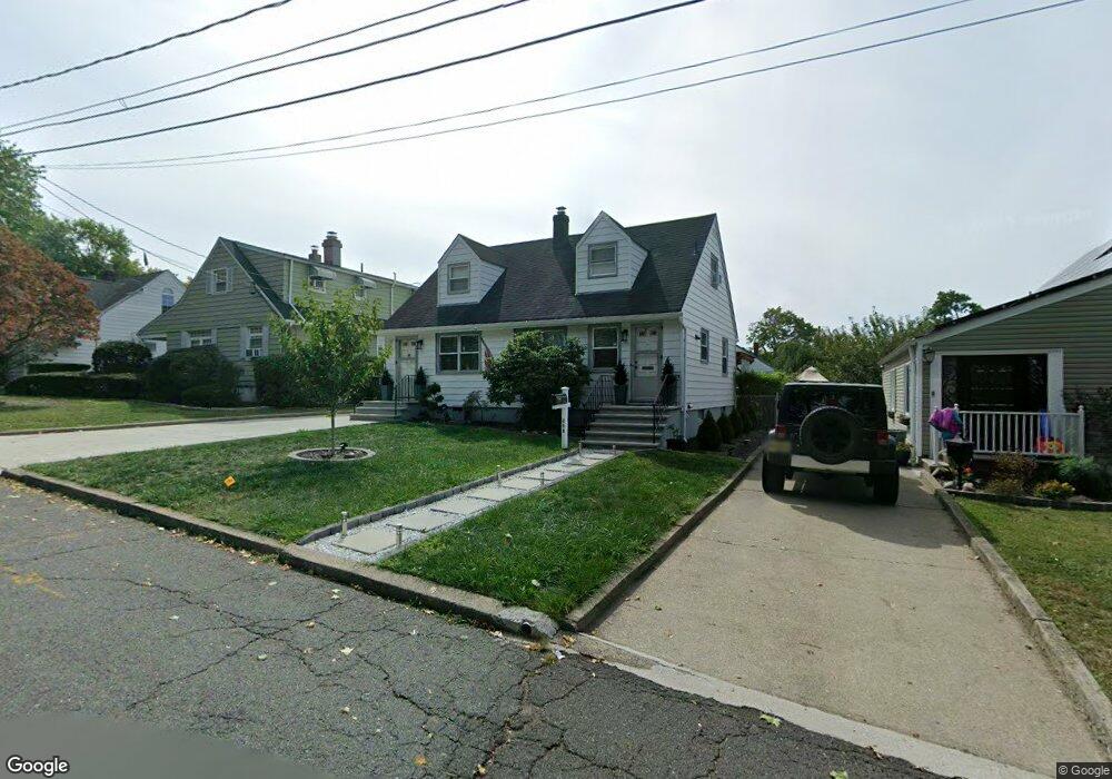 218 Longview Ave, Hasbrouck Heights, NJ 07604 - photo 1