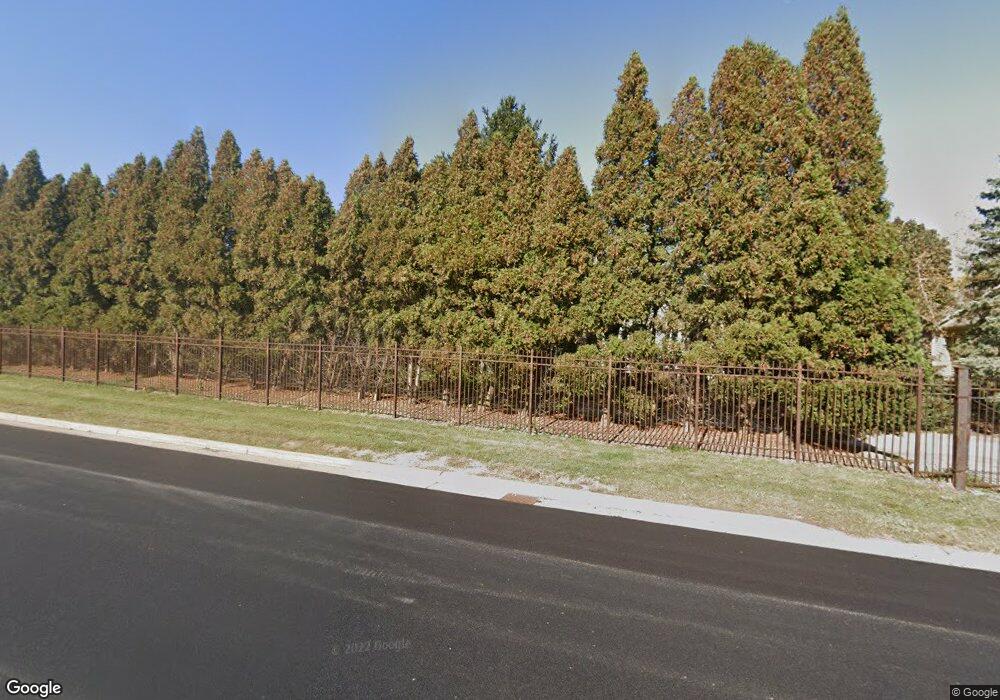 121 Course Dr, Lake In the Hills, IL 60156 - photo 1