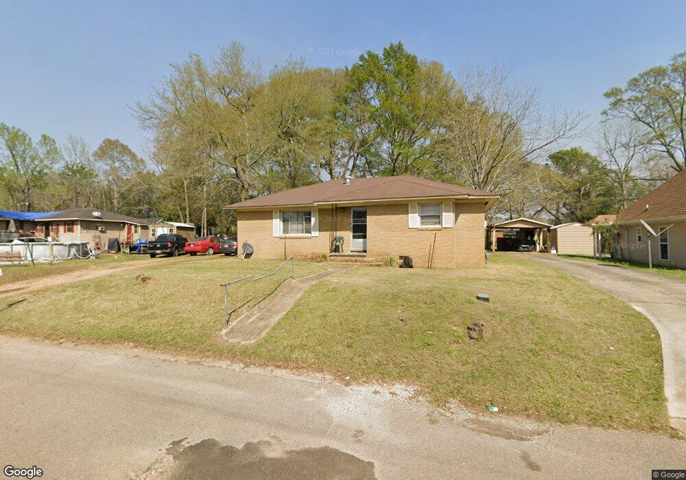 1547 Cc Bryant Dr, McComb, MS 39648 - photo 1
