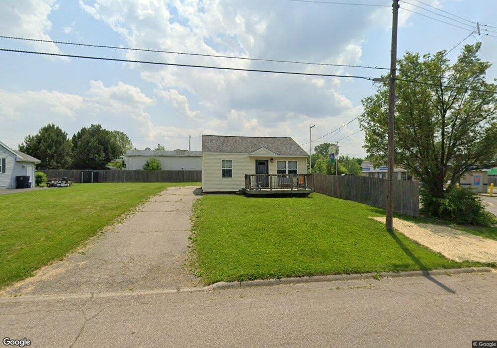 3929 Reynolds St, Flint, MI 48532 - photo 1
