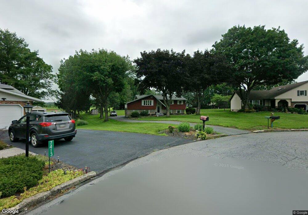 7423 Franks Dr, Bath, PA 18014 - photo 1