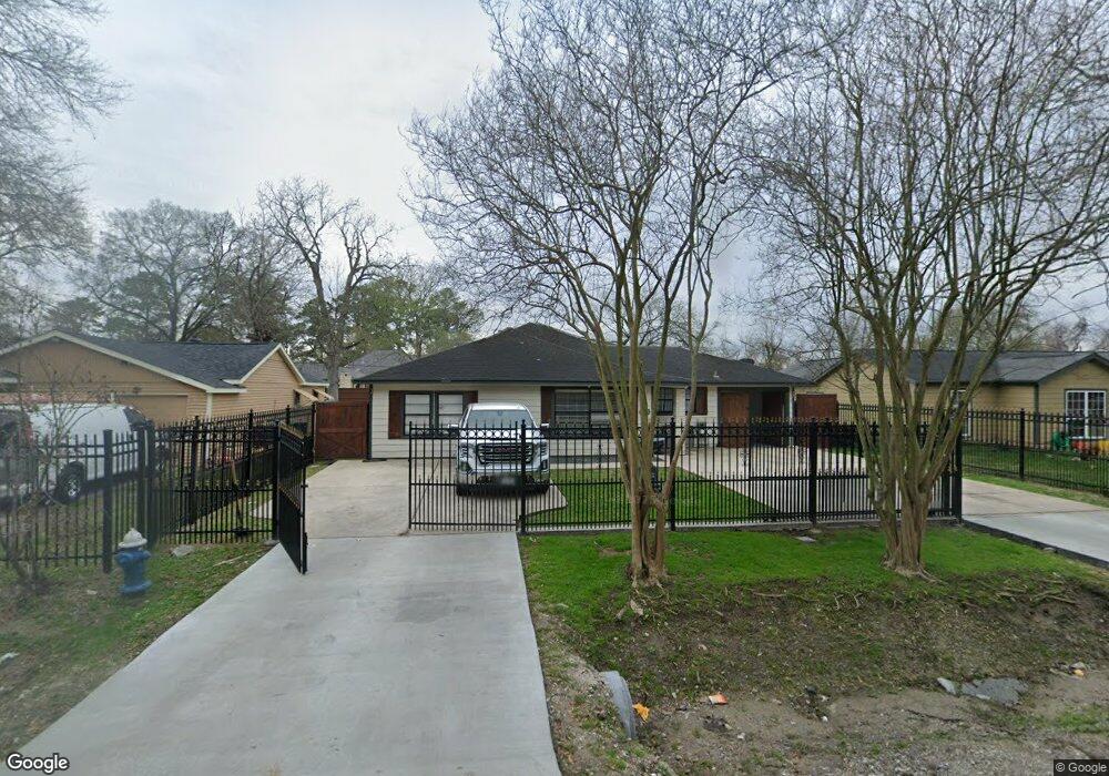 410 Robmore St, Houston, TX 77076 - photo 1