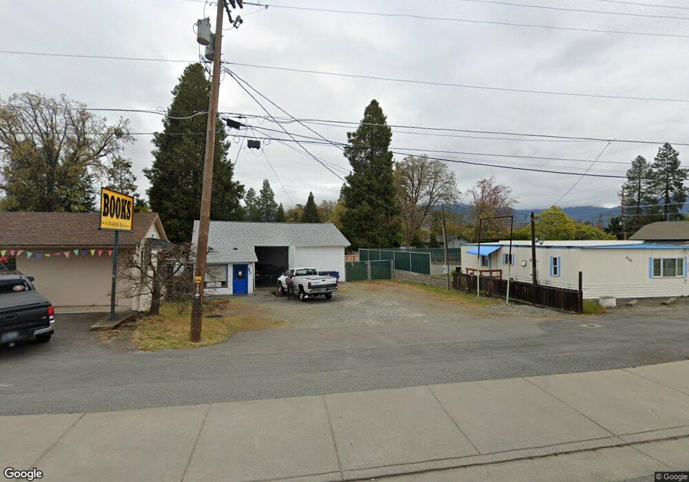 940 Rogue River Hwy, Grants Pass, OR 97527 - photo 1