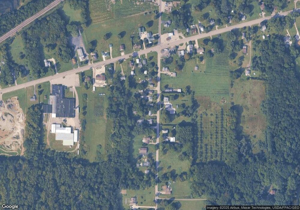 403 S Amboy Rd, Conneaut, OH 44030 - photo 1