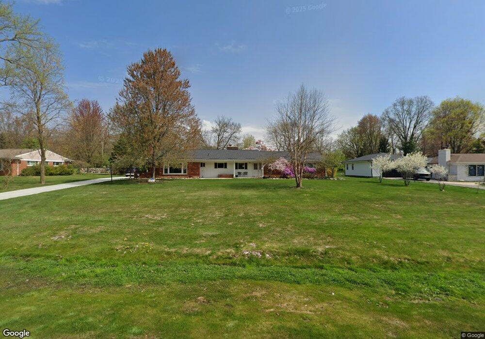 4555 Kirkcaldy Rd, Bloomfield Hills, MI 48304 - photo 1