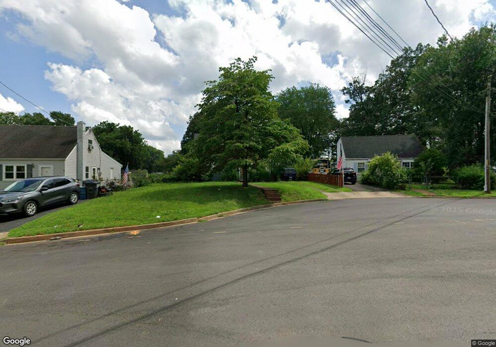 105 Martin Dr, Manassas Park, VA 20111 - photo 1