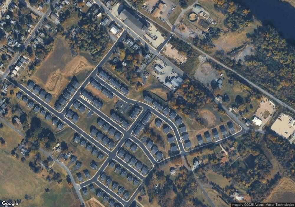 835 Pecan Rd, Spring City, PA 19475 - photo 1